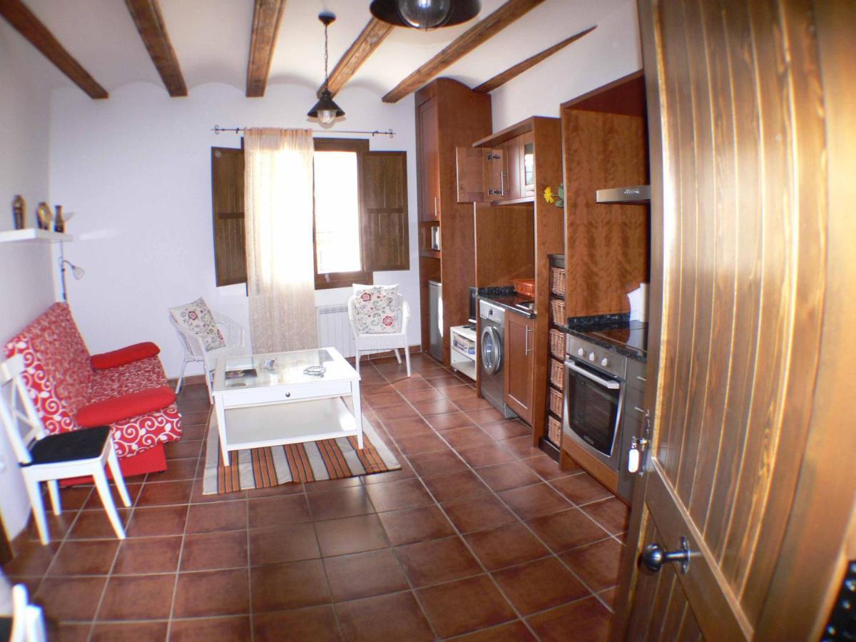 1 P Casa De Los Fernandez Rajo Orihuela del Tremedal Luaran gambar