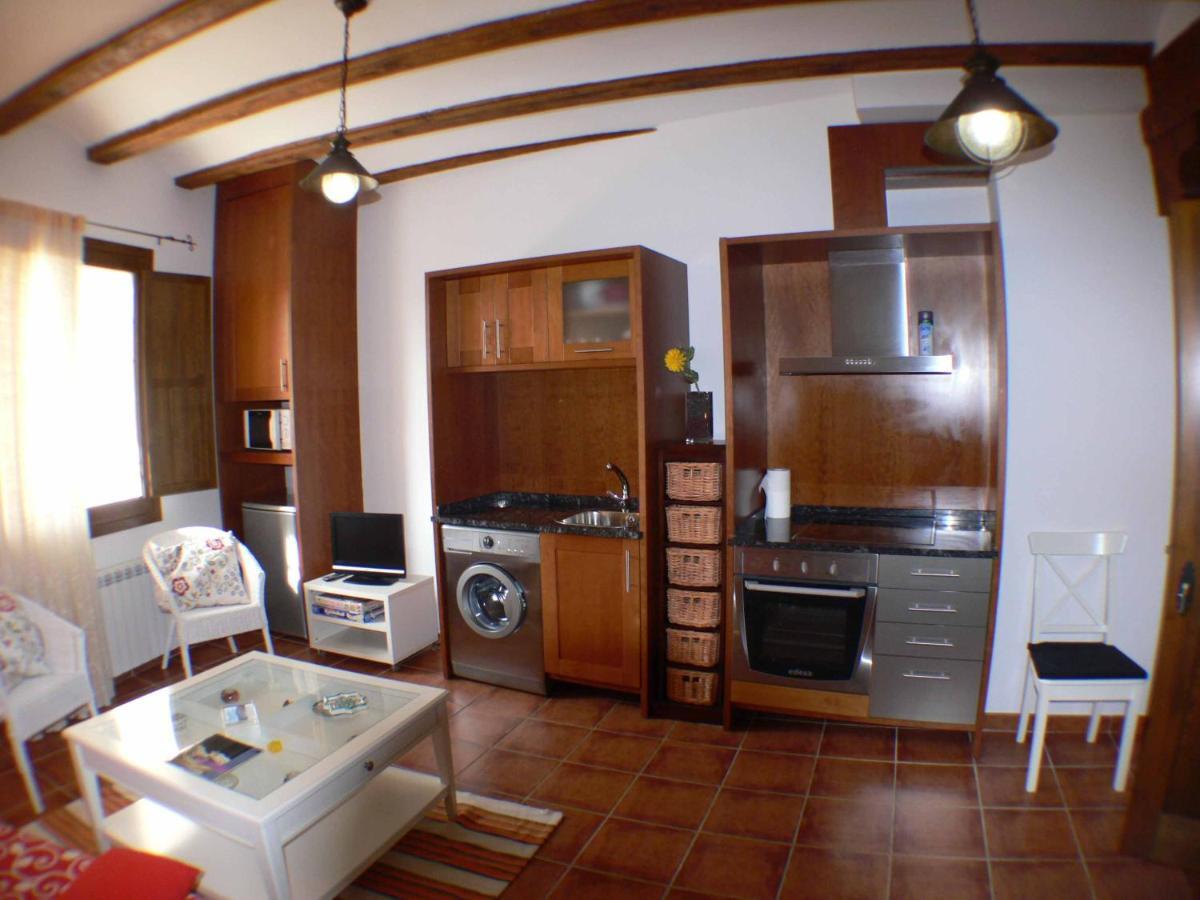 1 P Casa De Los Fernandez Rajo Orihuela del Tremedal Luaran gambar