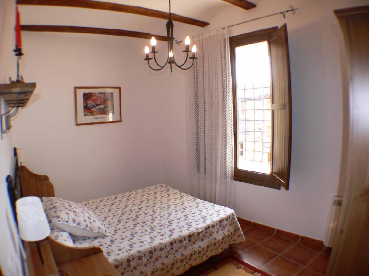 1 P Casa De Los Fernandez Rajo Orihuela del Tremedal Luaran gambar